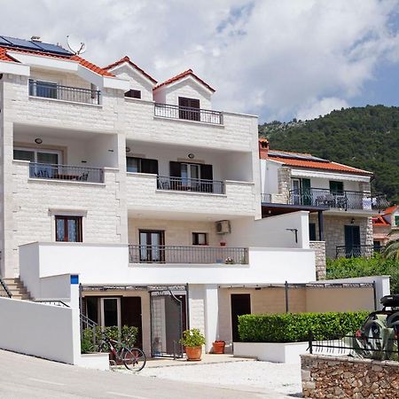 Apartments Lena Bol Extérieur photo